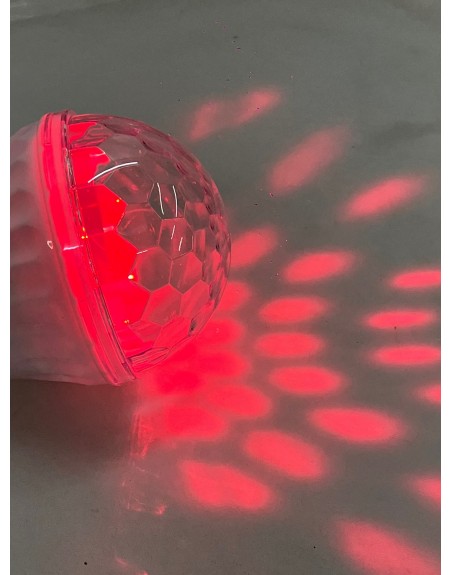 Foco Bluetooth con luces LED y bocina integrada LDB-0012