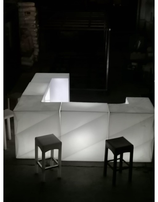 BARRAS BEBIDAS PREMIUM ILUMINADA CON HIELERA ILUMINADA