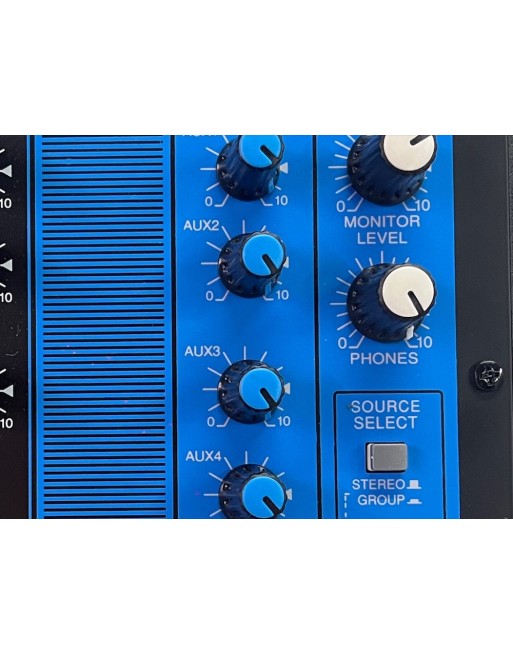 OFERTA Mezcladora estereo pasiva 16 canales con efectos