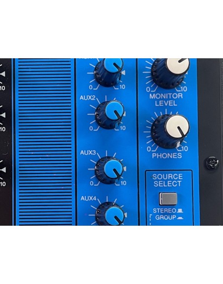 OFERTA Mezcladora estereo pasiva 16 canales con efectos