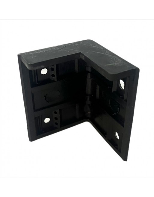 Esquinero Plastico 5x5x7 Cm Negro Bafle
