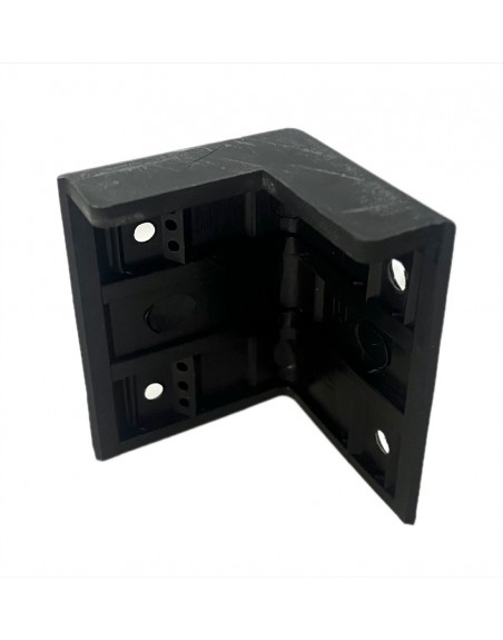Esquinero Plastico 5x5x7 Cm Negro Bafle