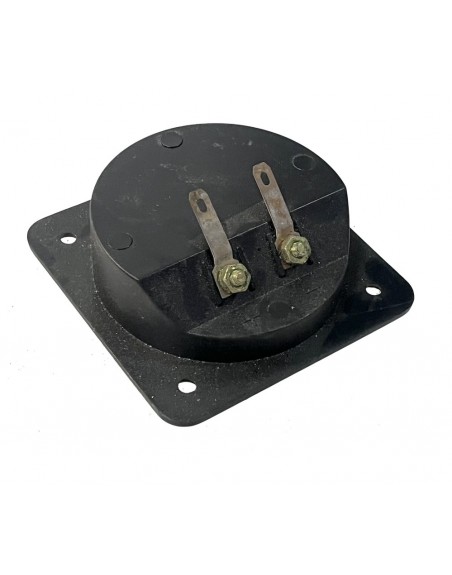 tapa cuadrada conector 2 terminales tipo banana
