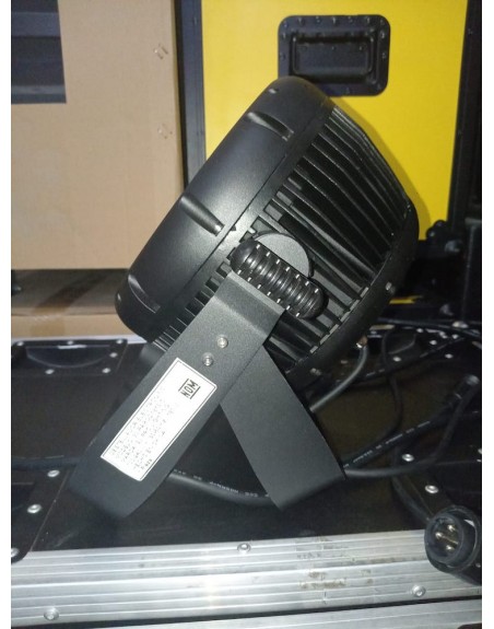Case 4 Cañones ParLed Ip65 Exteriores 18x15 RGBA 4en1