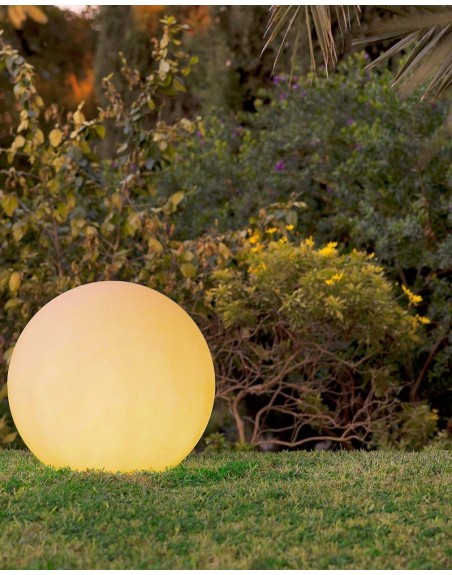 Esfera LED RGB 25cm para decorar jardines albercas terrazas