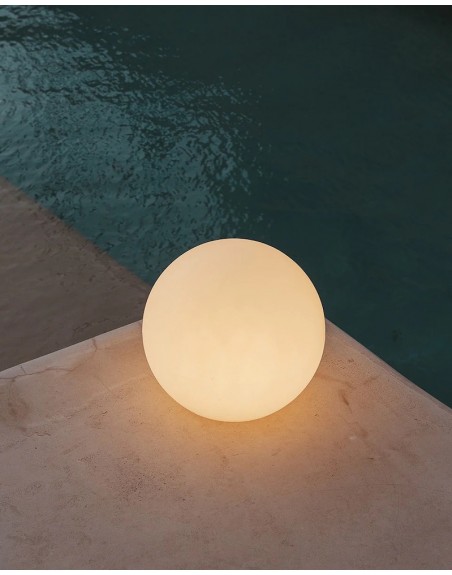 Esfera LED RGB 45cm para decorar jardines albercas terrazas